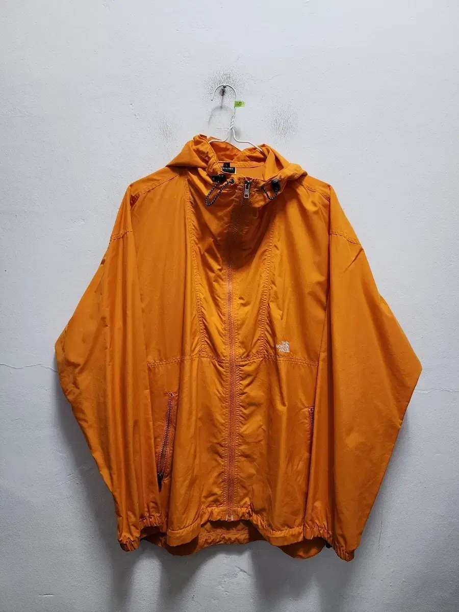 THE NORTH FACE フード付きウィンドブレーカー オレンジ 大きいサイズ メンズ ノースフェイス THE NORTH FACE CYCLONE